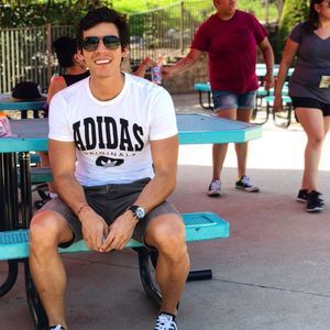 Meet your Posher, Felipe